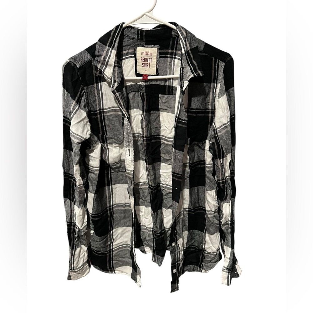 SO Black & White Plaid Flannel Button-Up Shirt Size L